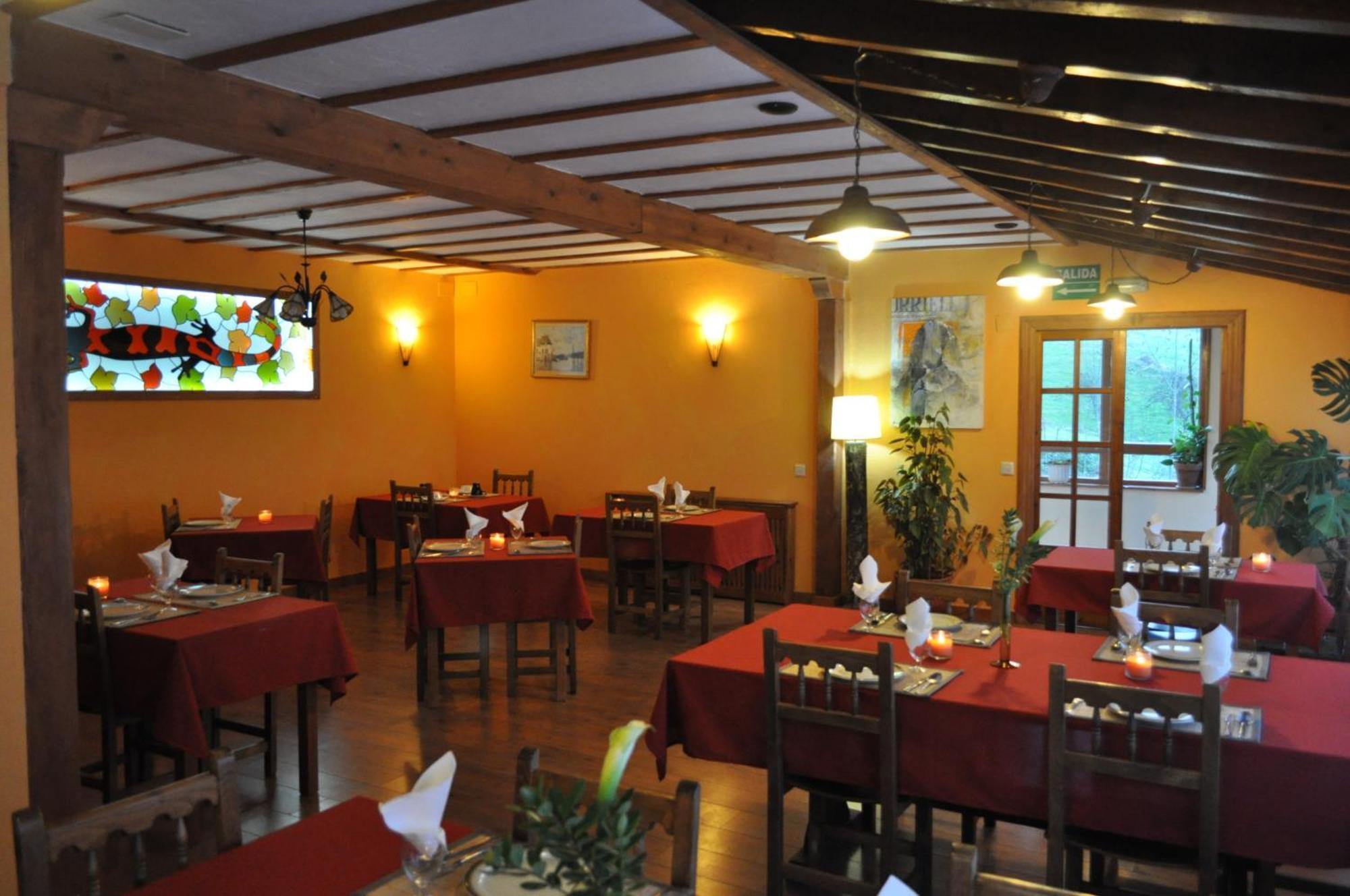 Hotel Torrecerredo 아레나스데카브랄레스 외부 사진